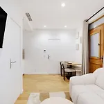 Modern Apprt 1br 4p - 2nd Apartamento
