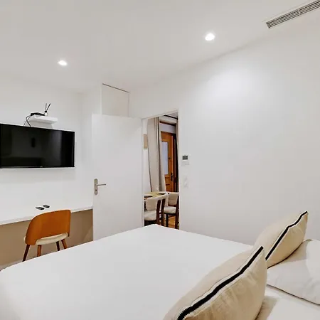 Modern Apprt 1br 4p - 2nd *