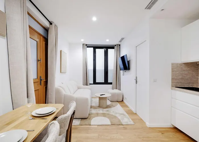 Modern Apprt 1br 4p - 2nd Apartament Paryż